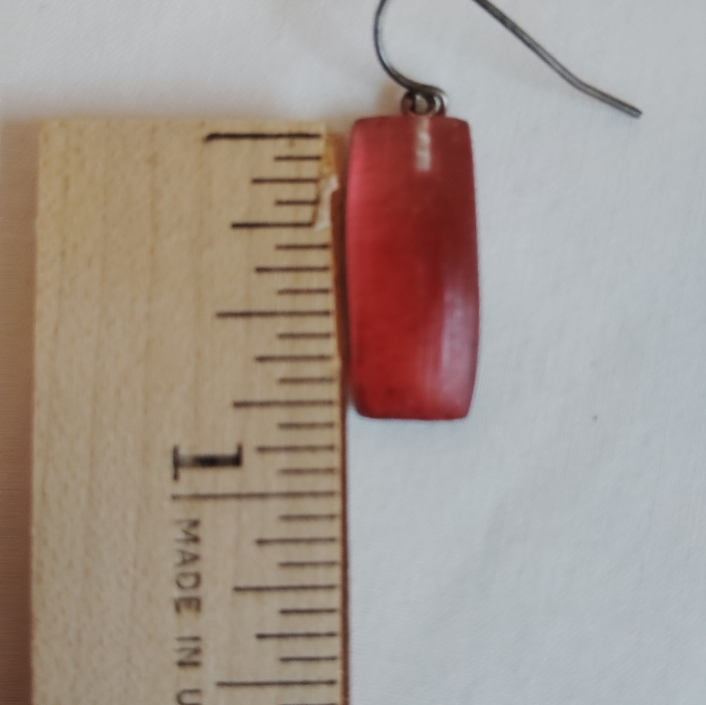 Alexis Bittar Red Lucite Column Earrings With Silver Hook - Picture 5 of 6
